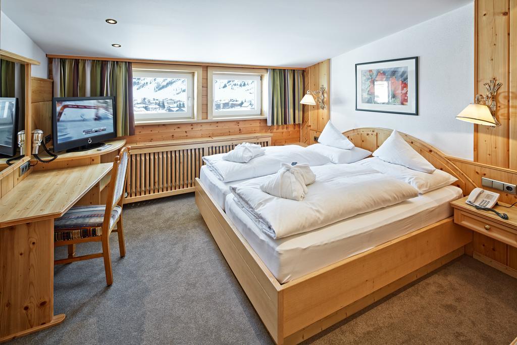 Hotel & Chalet Bellevue Lech am Arlberg Room photo