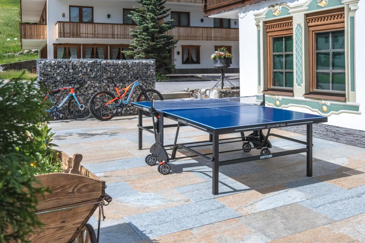 Hotel & Chalet Bellevue Lech am Arlberg Exterior photo